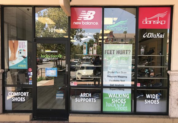 window-lettering-graphics-sign-wrap-store